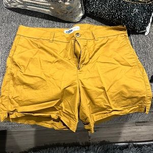 Old Navy short
